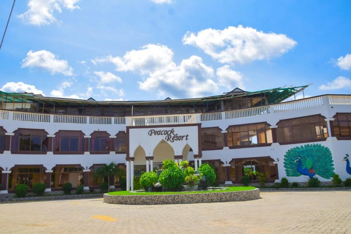 White Peacock Resort Mtwapa Exterior photo